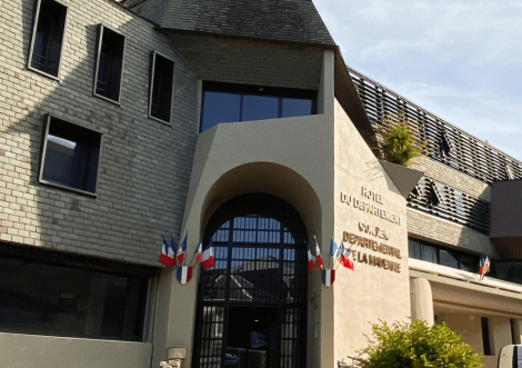 La rénovation énergétique de l’Hôtel du Département achevée