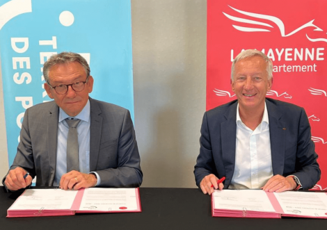 Signature du contrat de territoire entre le Conseil départemental de la Mayenne et le Pays de Craon 
