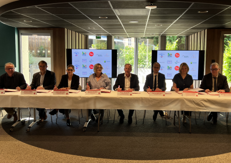 Une charte de coopération signée pour l'accès aux soins en Mayenne