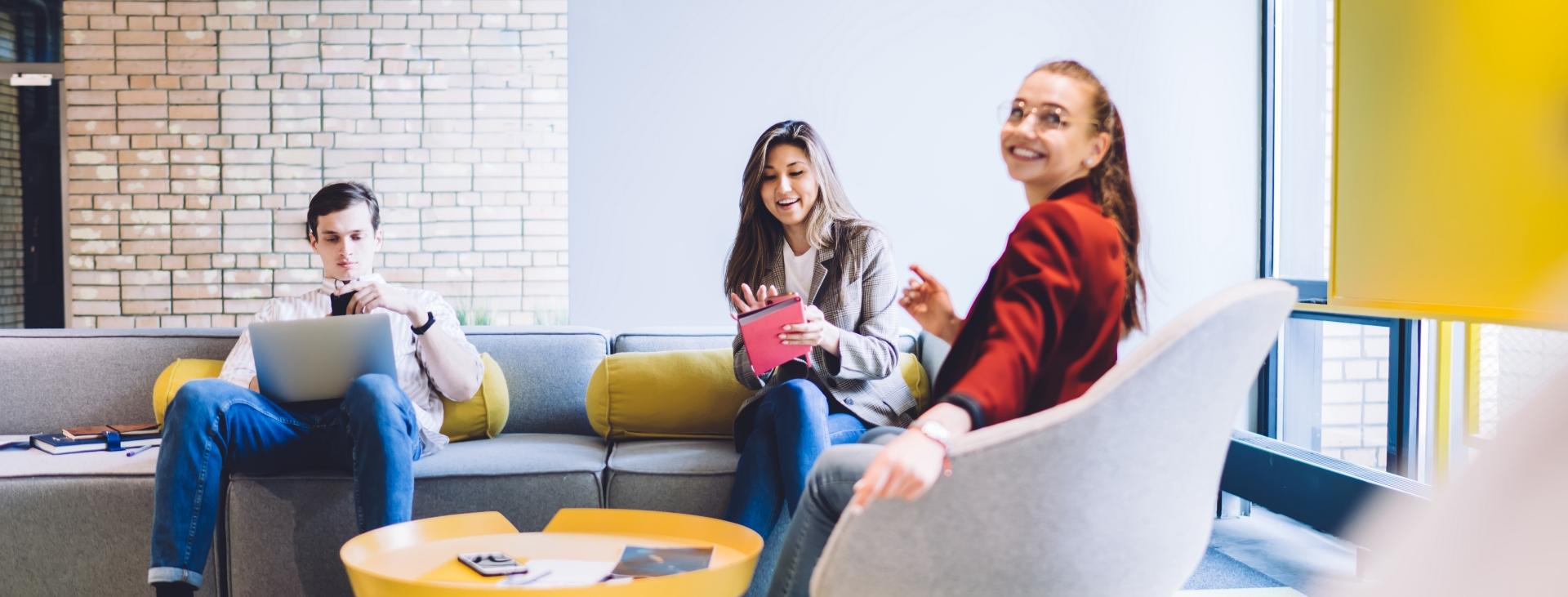 Etudiants qui travaillent